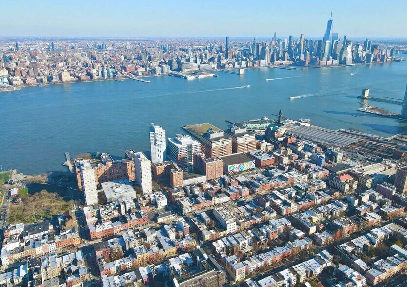 More Photos Of 95 Hudson St, Hoboken General Retail For Sale