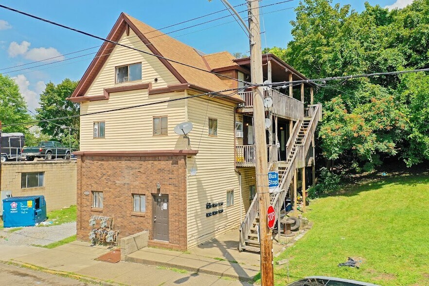 More Photos Of 420 Broadway Ave, McKees Rocks Apartments For Sale