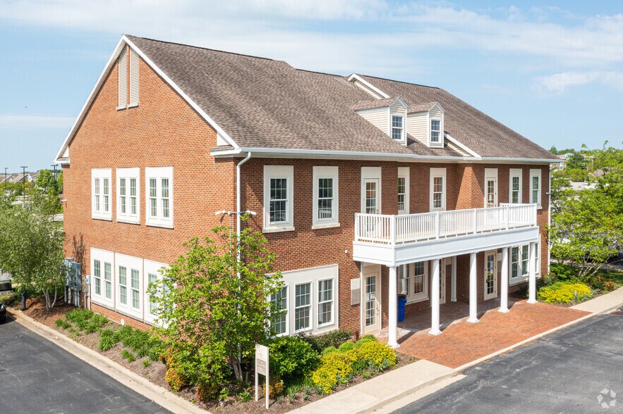 More Photos Of 1716-1720 Sharkey Way, Lexington Office For Lease