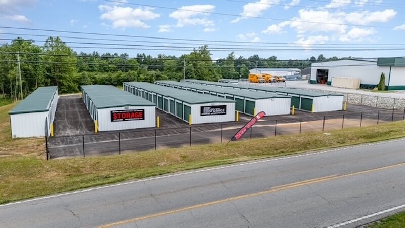 More Photos Of 81 W Quarry Ridge Crt, Elizabethtown Self Storage For Sale