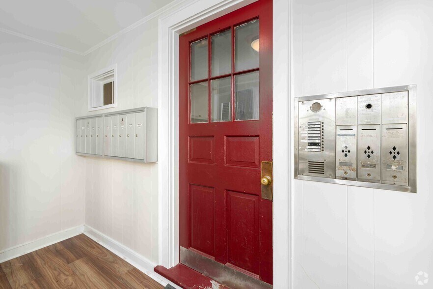 More Photos Of , Cambridge Unknown For Sale