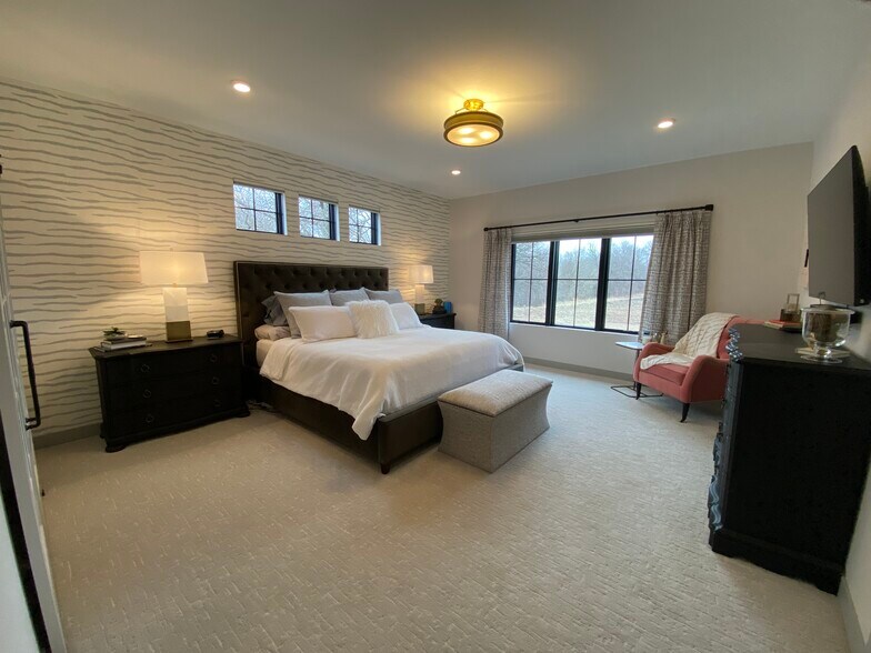 More Photos Of , Courtland Unknown For Sale