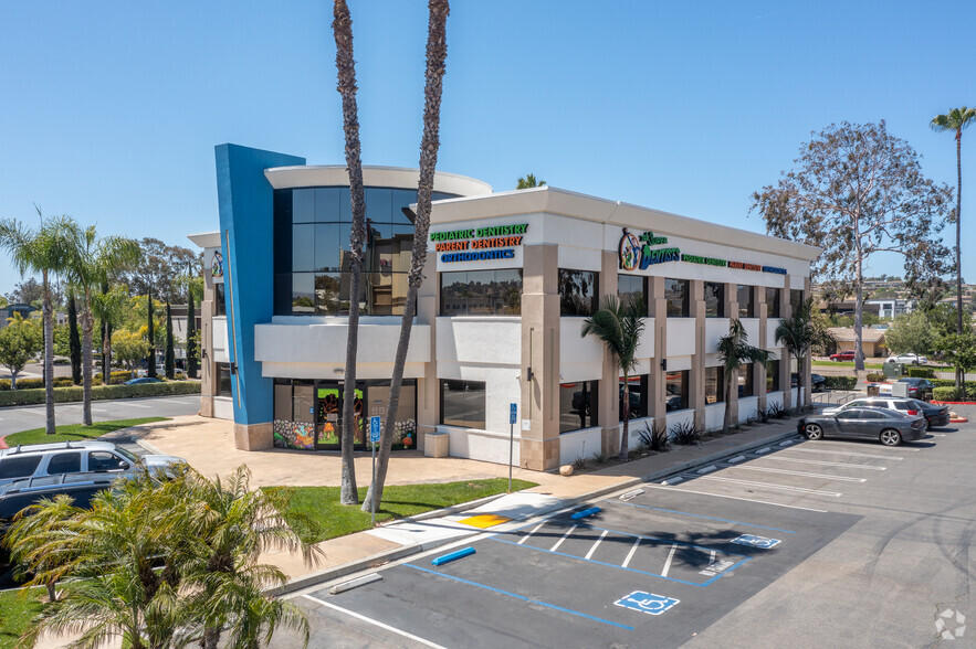 Primary Photo Of 390 W Valley Pky, Escondido Bank For Lease