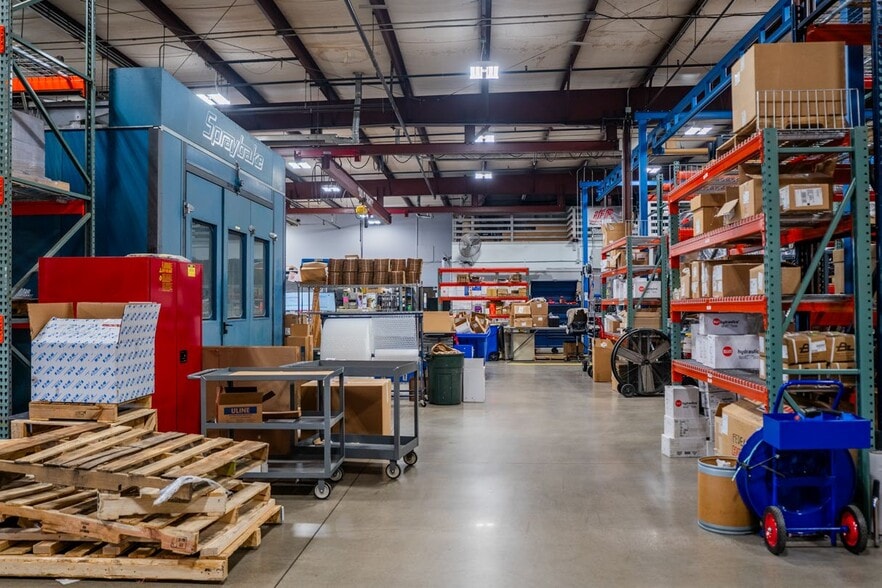 More Photos Of 1255 N Winchester St, Olathe Manufacturing For Sale