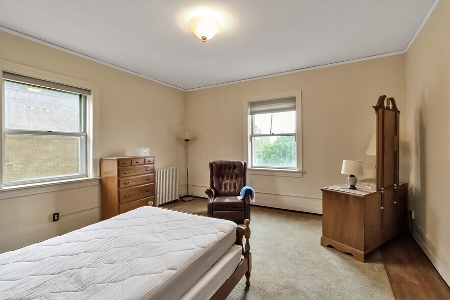 More Photos Of 101 Swinburne St, Buffalo Religious Facility For Sale