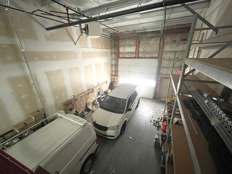 More Photos Of 10780 180 St NW, Edmonton Flex For Sale