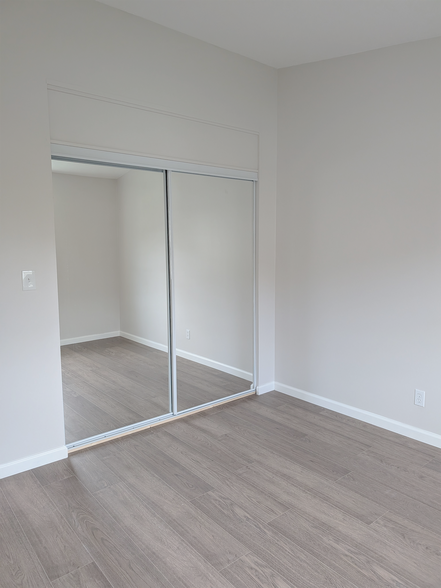 More Photos Of 802 S Jenkins Blvd, Akron Apartments For Sale