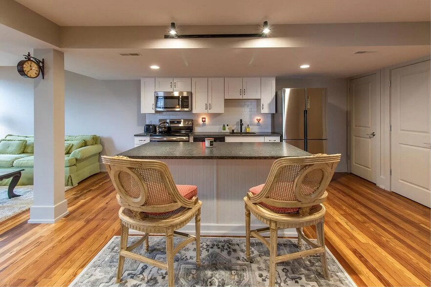 More Photos Of 1741 Frankfort Ave, Louisville Apartments For Sale
