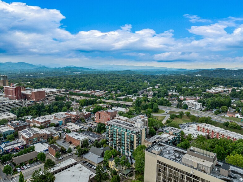 More Photos Of 60 N Market St, Asheville Apartments For Lease
