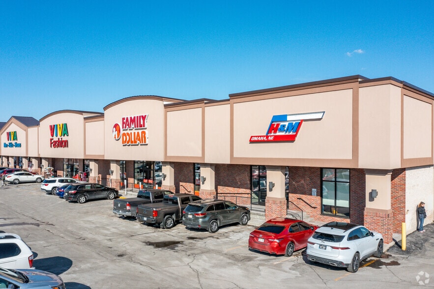 Primary Photo Of 5101-5125 S 36th St, Omaha Freestanding For Lease