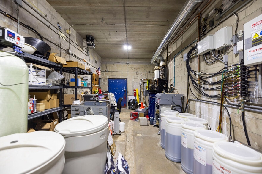 More Photos Of 7600 146th St W, Apple Valley Carwash For Sale