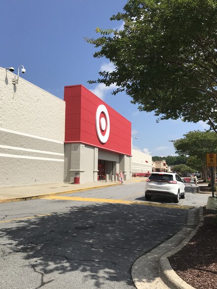 More Photos Of 3040 S Evans St, Greenville General Retail For Lease