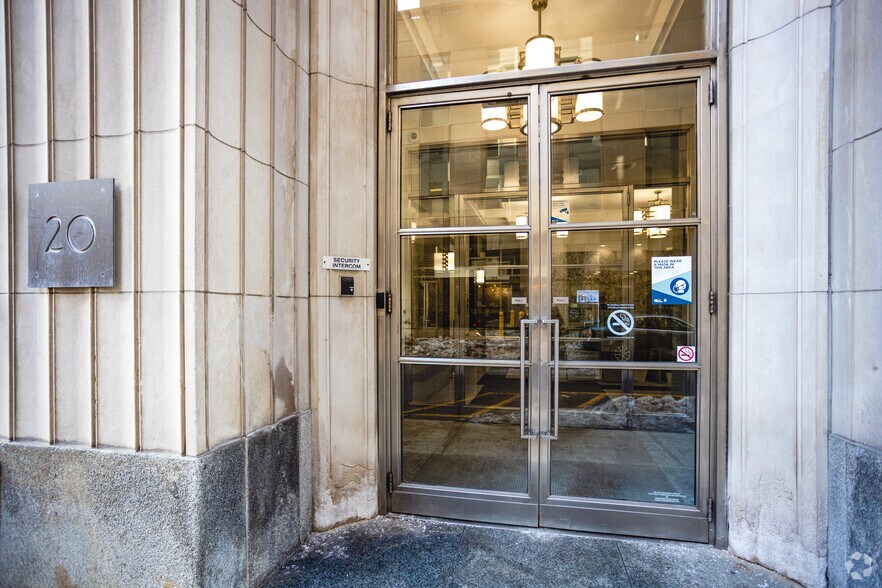 More Photos Of 20 Victoria St, Toronto Office For Lease