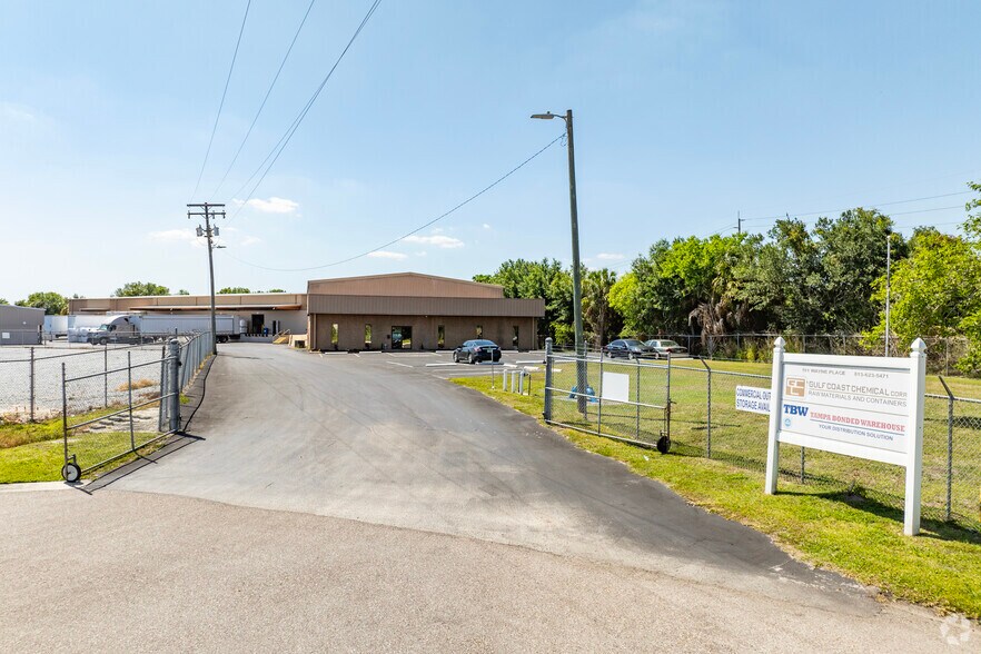 More Photos Of 101 Wayne Pl, Tampa Warehouse For Lease