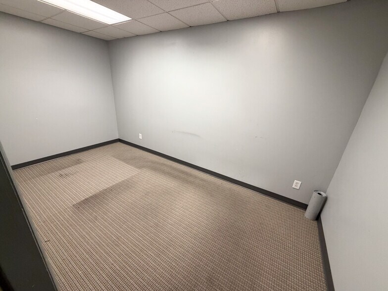 More Photos Of 1011 Cedar Lake Rd SE, Decatur Warehouse For Lease