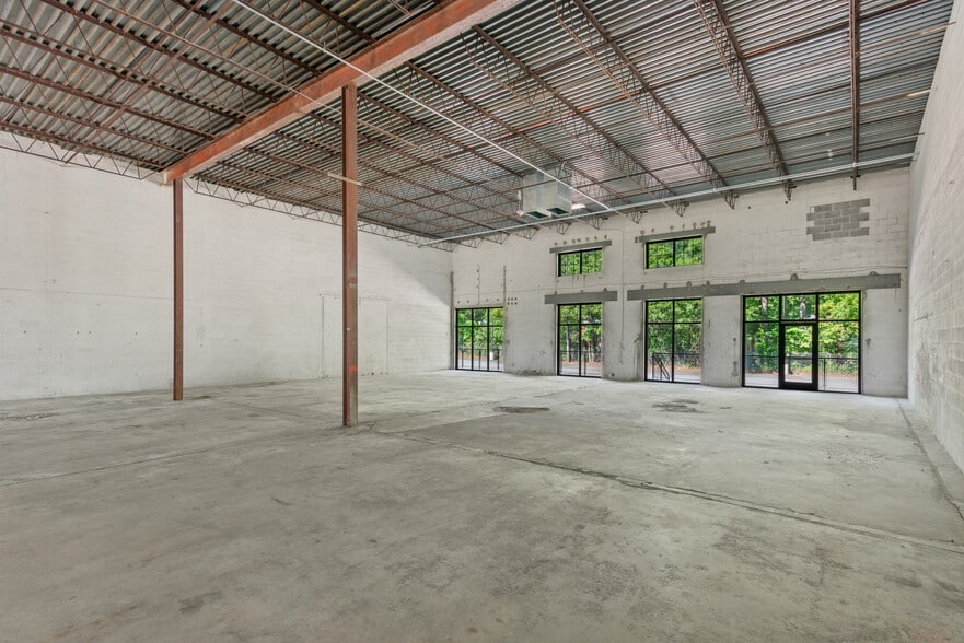 More Photos Of 3586 Pierce Dr NE, Chamblee Office For Sale
