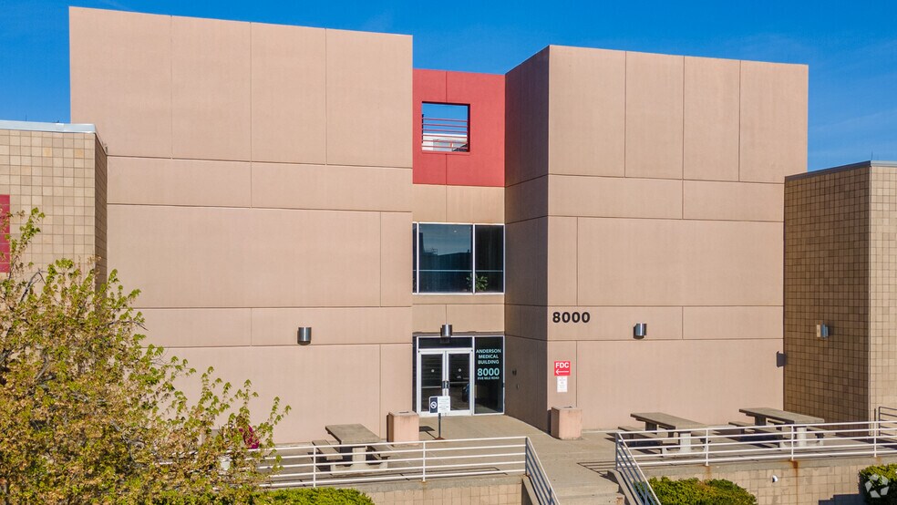 More Photos Of 8000 Five Mile Rd, Cincinnati Medical For Lease