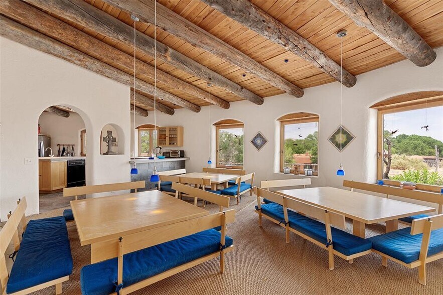 More Photos Of 18 Destierro Trail, Santa Fe Lodge Meeting Hall For Sale