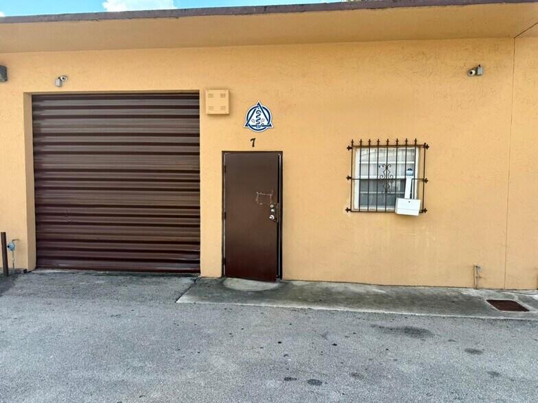 Primary Photo Of 7700 W 24th Ave, Hialeah Warehouse For Lease