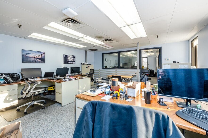 More Photos Of 521 Langley Ave, Saint Joseph Industrial For Sale