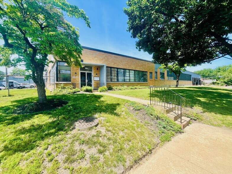 More Photos Of 1659-1700 Calhoun st, Ewing Warehouse For Sale