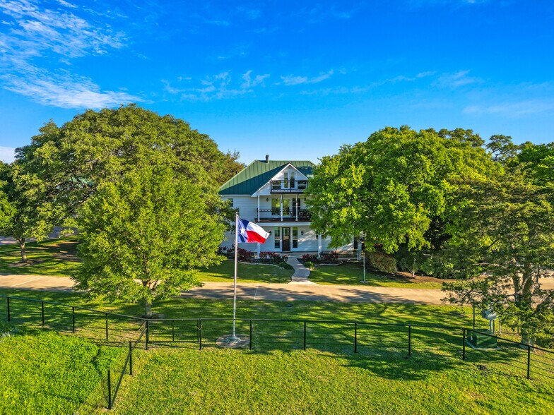 More Photos Of 1007 FM 390 E, Brenham Land For Sale