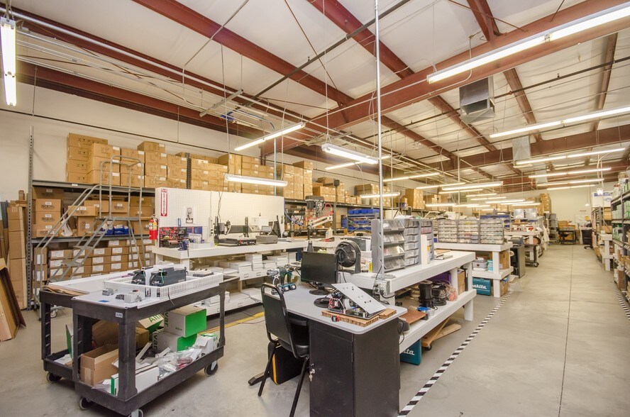 More Photos Of 121 N Dillon Ave, San Jacinto Warehouse For Sale