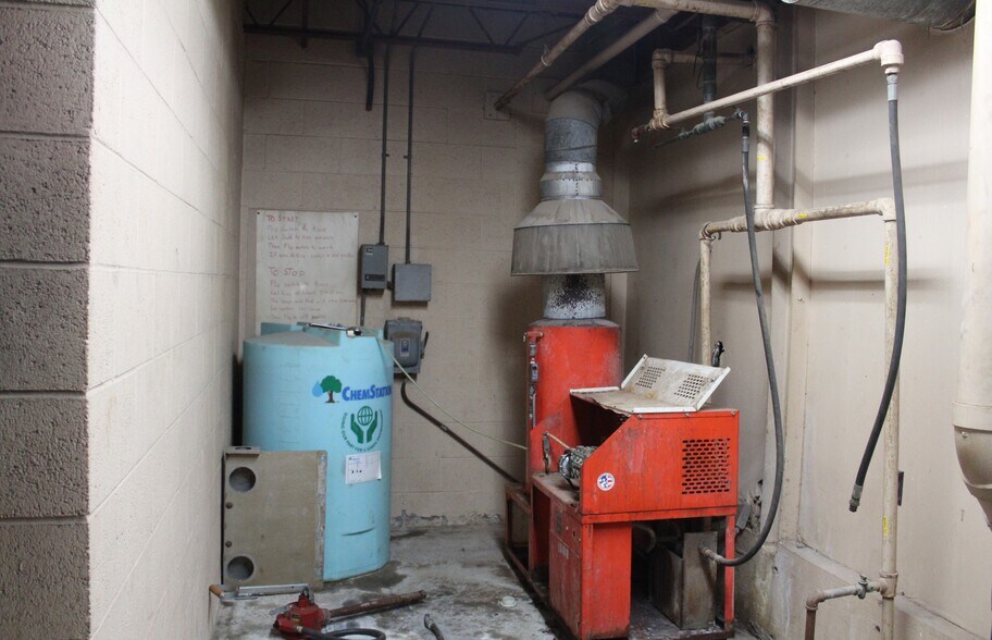 More Photos Of 4616 Oil Patch Dr, Woodward Warehouse For Sale