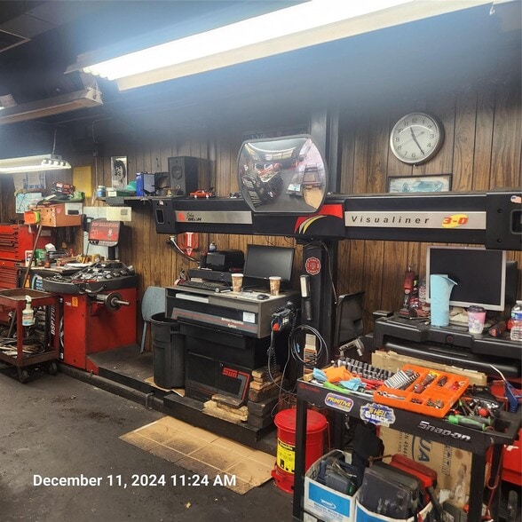 More Photos Of 21802 Hillside Ave, Queens Village Auto Repair For Sale