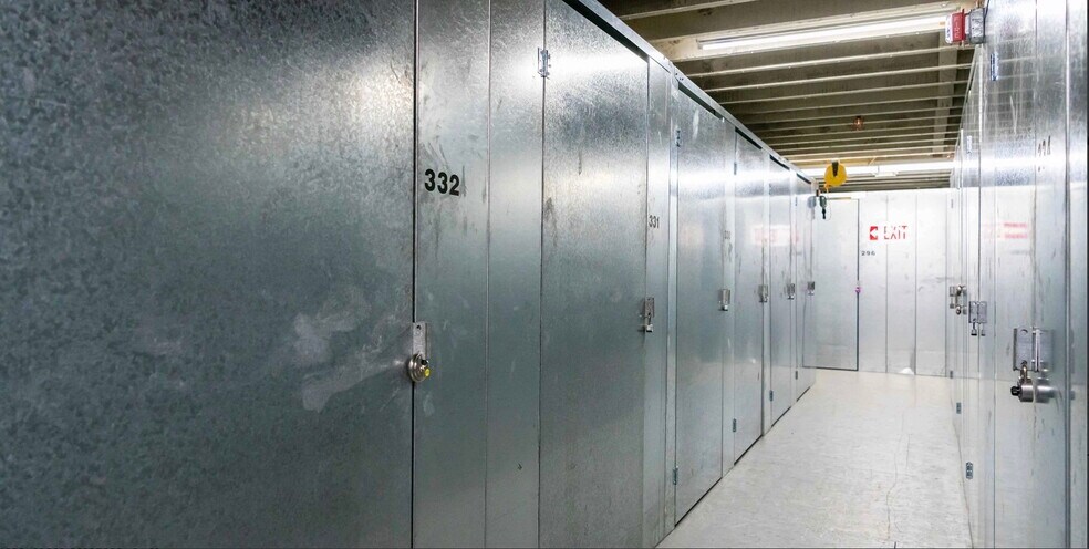 More Photos Of 208 Greenfield Ave, San Anselmo Self Storage For Sale