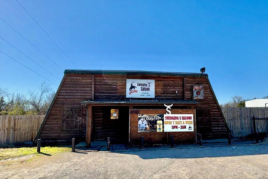 Primary Photo Of 14307 US 70 Hwy, Ardmore Bar For Sale