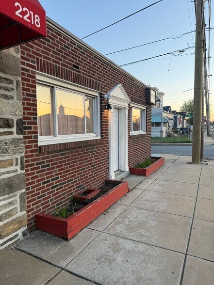 More Photos Of 2216 Macdade Blvd, Holmes Medical For Lease