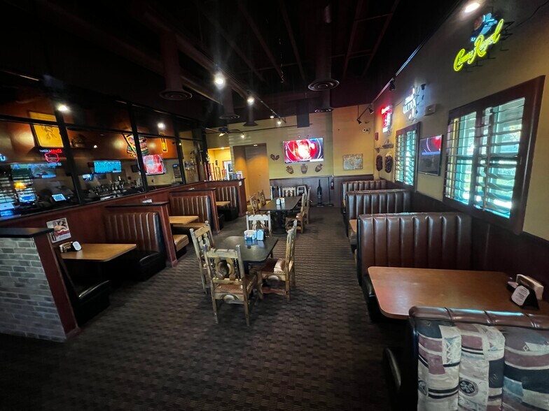 More Photos Of 1235 E Pebble Rd, Las Vegas Restaurant For Sale