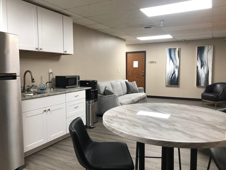 More Photos Of 5601 NW 72nd St, Oklahoma City Medical For Lease