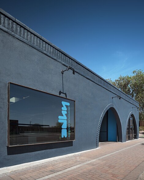 More Photos Of 340-342 E Dunlap Ave, Phoenix Loft Creative Space For Lease