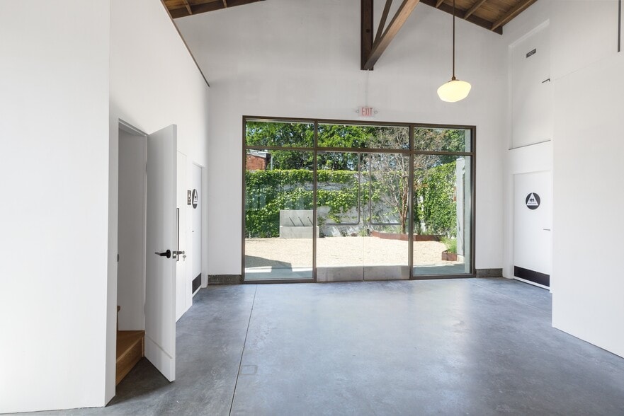 More Photos Of 40 Highway 128, Geyserville Freestanding For Sale