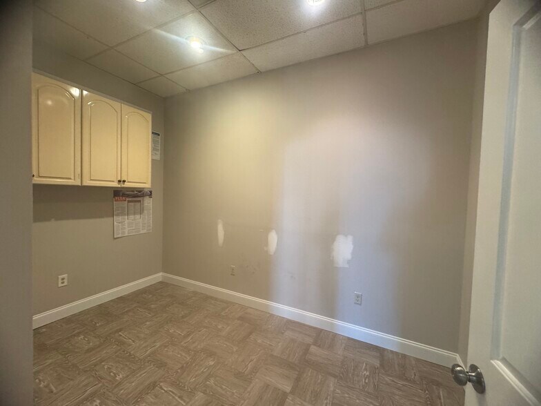 More Photos Of 703 Black Horse Pike, Glendora Storefront Retail Office For Sale