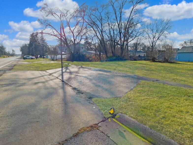 More Photos Of 10458 Main St, Roscoe Land For Sale