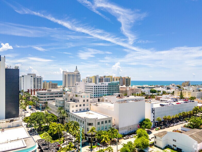 More Photos Of 420 Lincoln Rd, Miami Beach Loft Creative Space For Lease