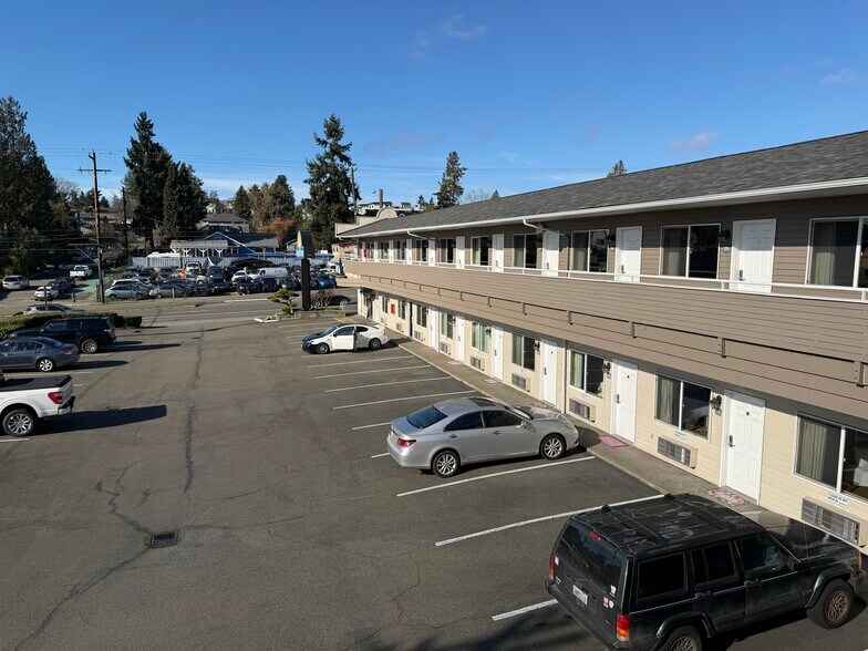 More Photos Of 9100 Aurora Ave N, Seattle Hotel For Sale