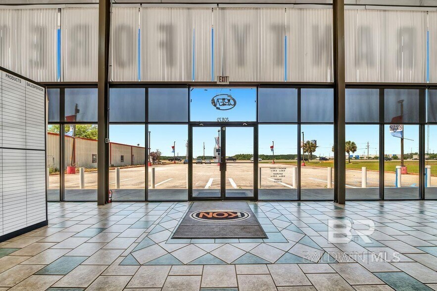 More Photos Of 20870 State Highway 59, Robertsdale Freestanding For Lease