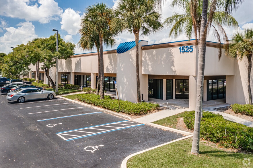 Primary Photo Of 1525 NW 3rd St, Deerfield Beach Unknown For Lease