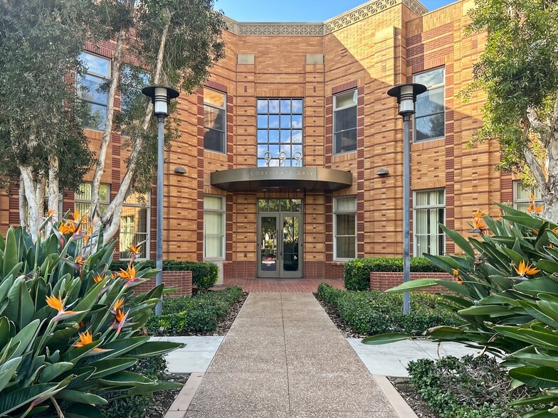 More Photos Of 999 Corporate Dr, Ladera Ranch Coworking Space