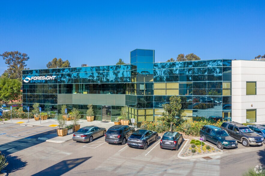 More Photos Of 9955 Black Mountain Rd, San Diego Light Manufacturing For Sale