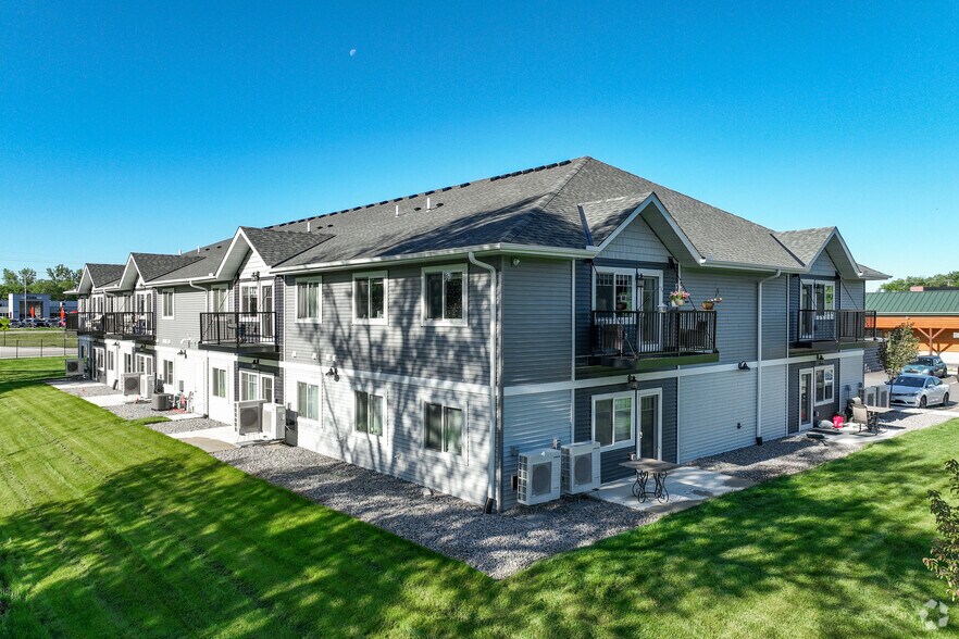 More Photos Of 2005 Frontage Rd N, Waite Park Apartments For Sale