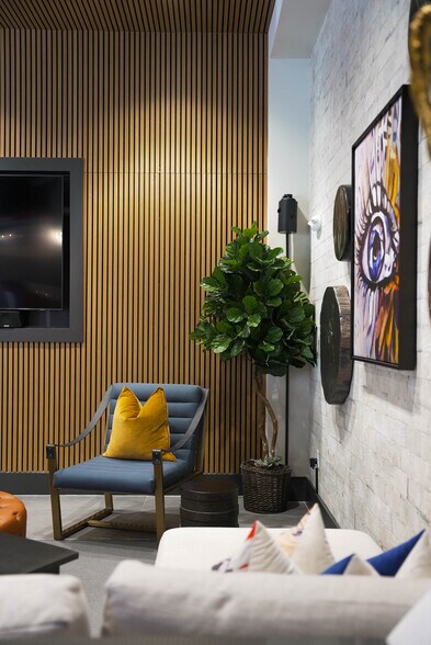 More Photos Of 30 Union St, Elizabeth Office For Sale