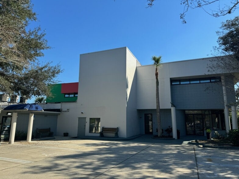 More Photos Of 2650 N Dixie Fwy, New Smyrna Beach Office For Sale