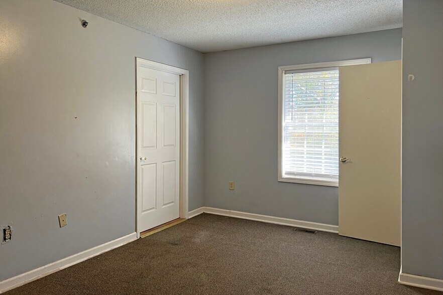 More Photos Of 1119 Brookhaven Rd, Franklin Healthcare For Sale