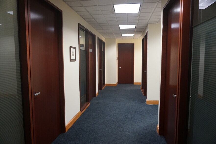 More Photos Of 63 Putnam St, Saratoga Springs Coworking Space