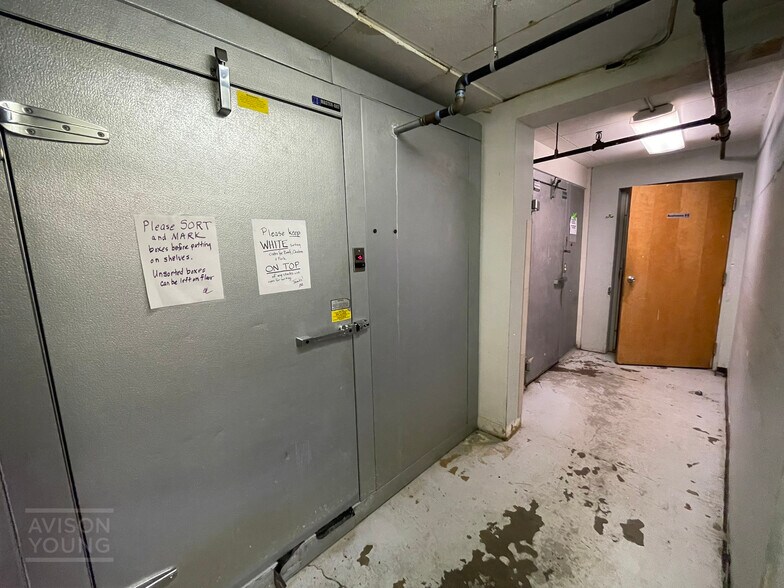 More Photos Of 300 Franklin St, Ocoee Office For Sale
